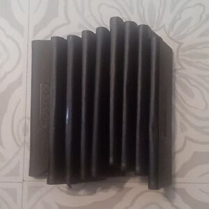 Costco Flat glasses storage case 9 hardshell triangle fold magnetic close